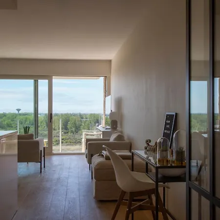 Апартаменты Vakantie-appartement Berg & Zee Ньивпорт